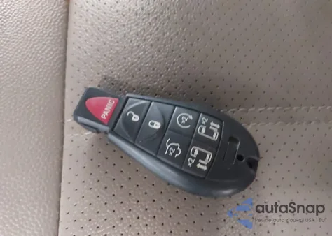 2016 Chrysler Town & Country Touring-L Anniversary Edition from USA, damaged, VIN 2C4RC1CG6GR207103